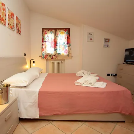 Onde Chiare Apartment *